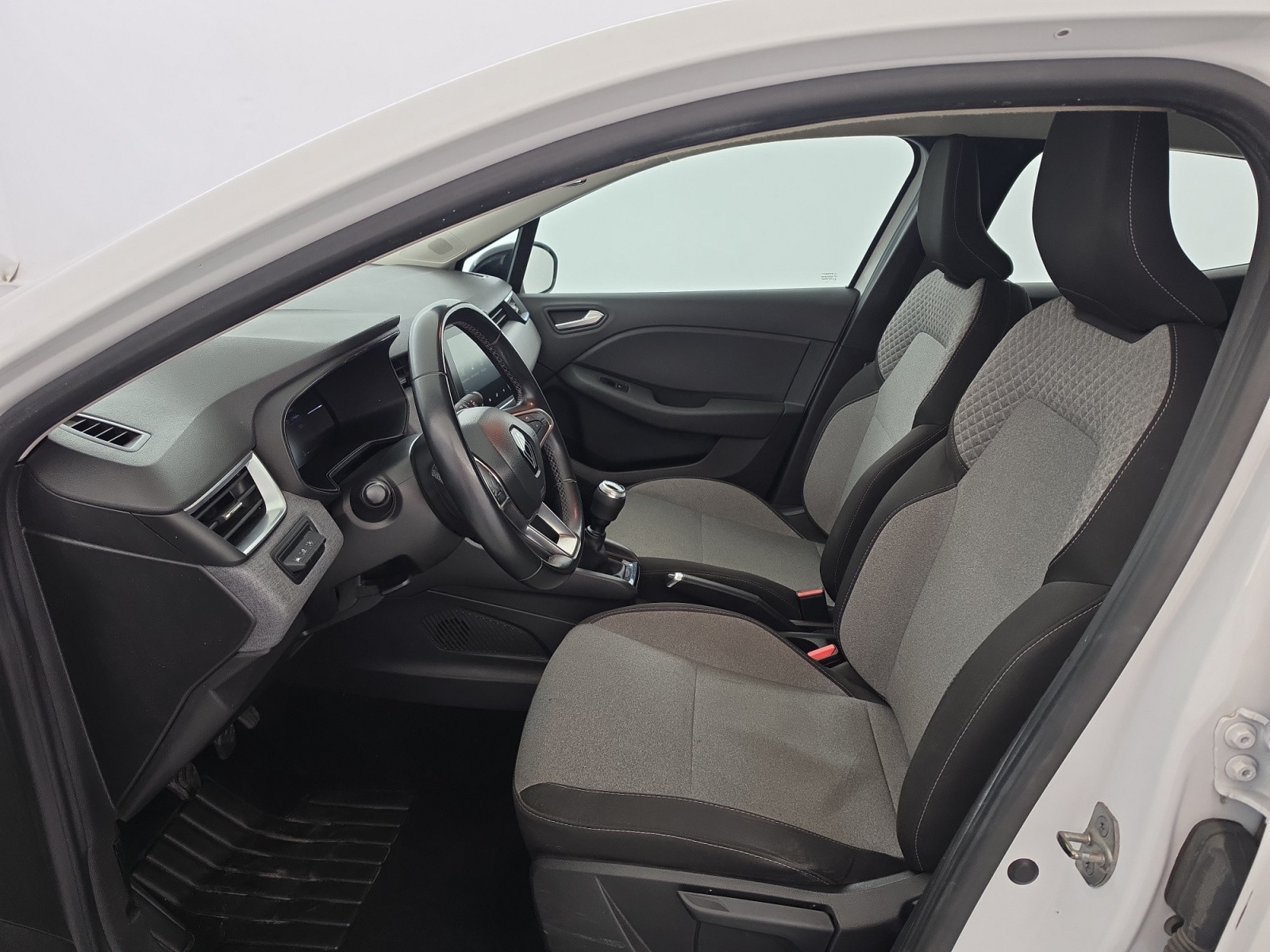 Vente en ligne Renault Clio 5 Clio SCe 65 au prix de 12 990 €