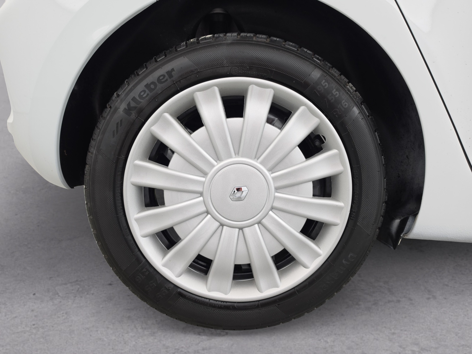 Vente en ligne Renault Clio 5 Clio SCe 65 au prix de 12 990 €