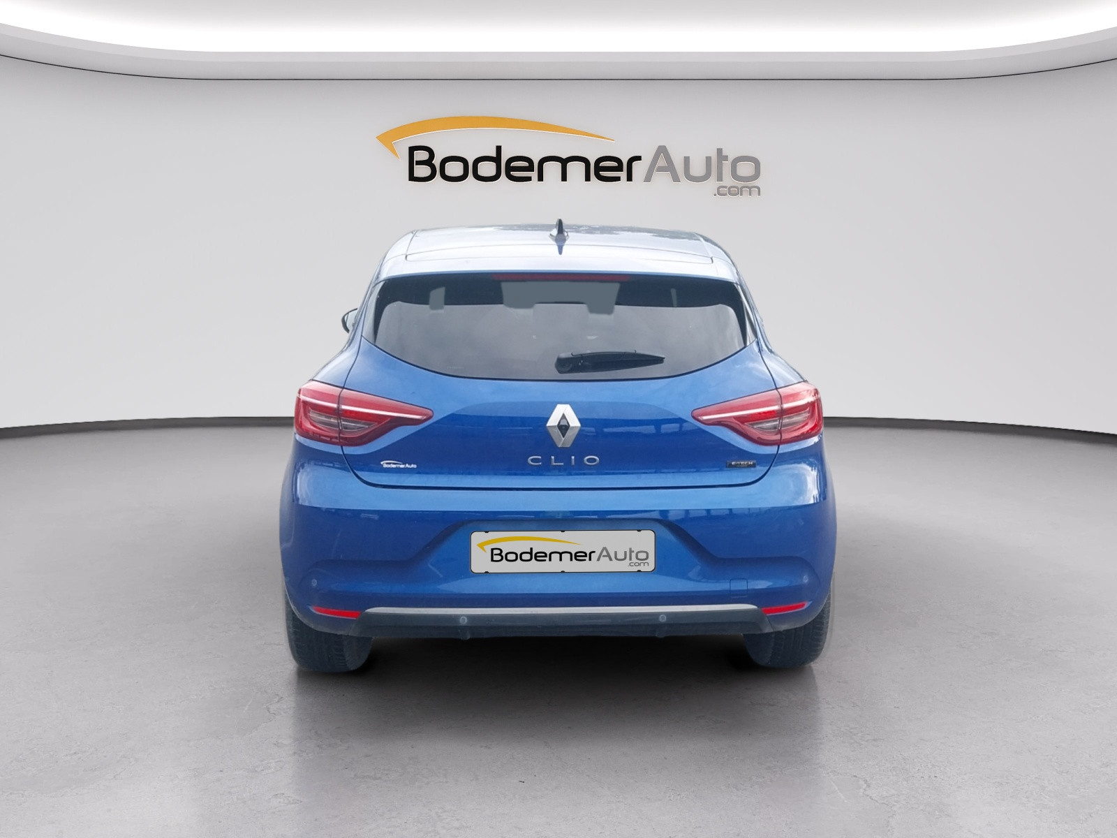 Vente en ligne Renault Clio 5 Clio E-Tech full hybrid 145 au prix de 18 990 €