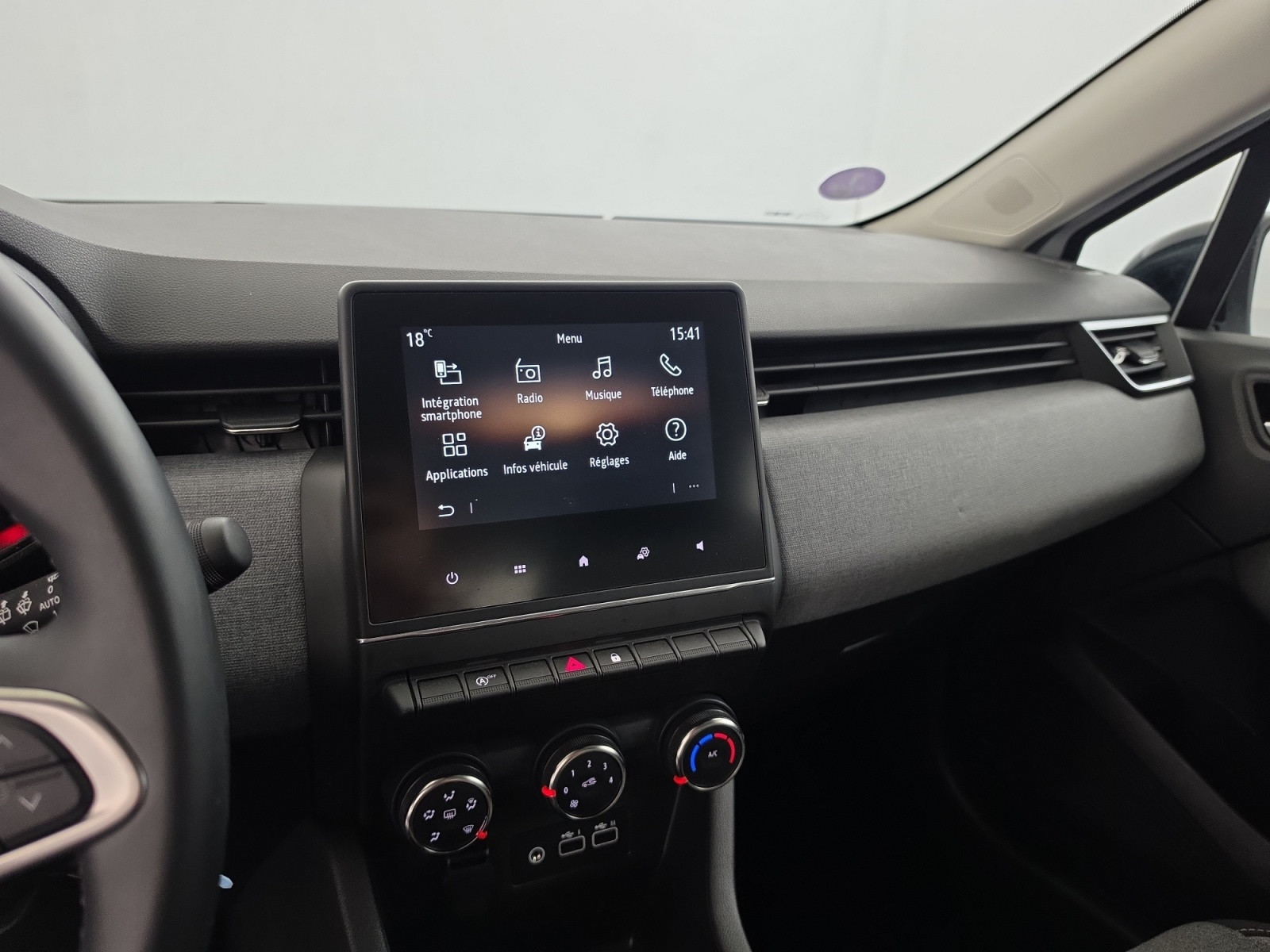 Vente en ligne Renault Clio 5 Clio SCe 65 au prix de 12 990 €