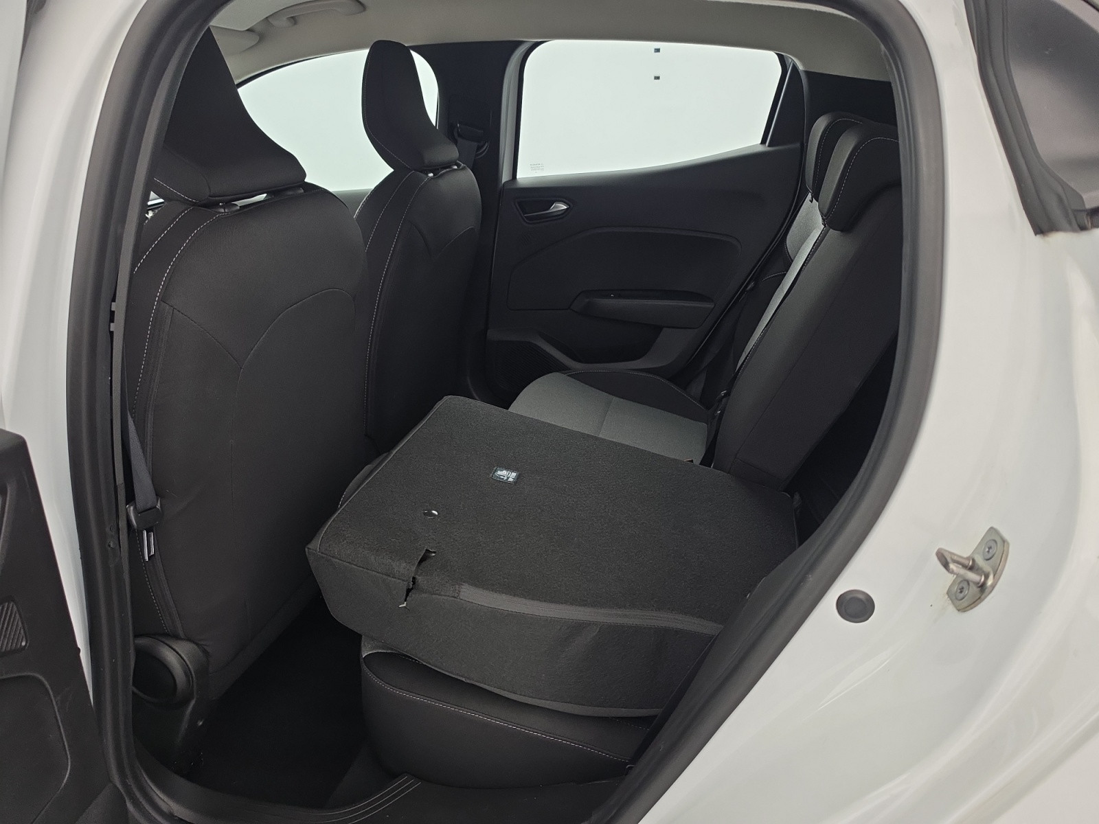 Vente en ligne Renault Clio 5 Clio SCe 65 au prix de 12 990 €