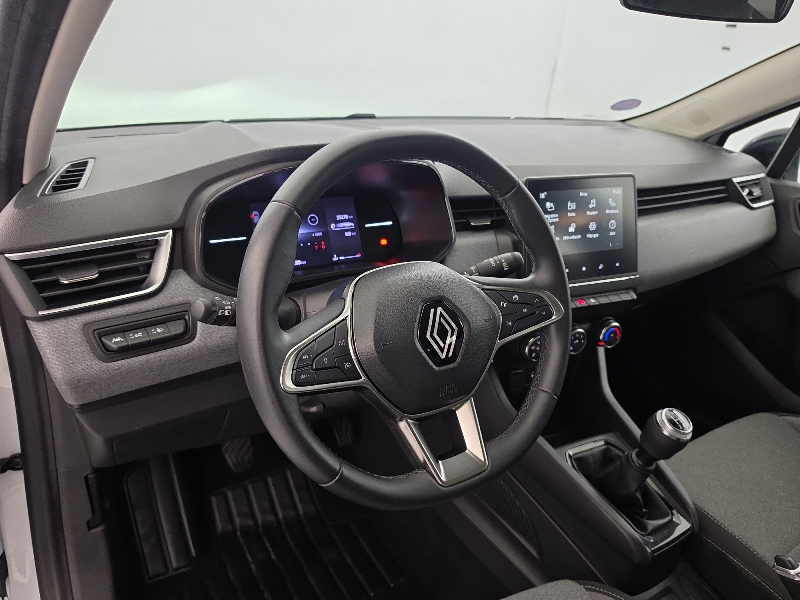 Vente en ligne Renault Clio 5 Clio SCe 65 au prix de 12 990 €
