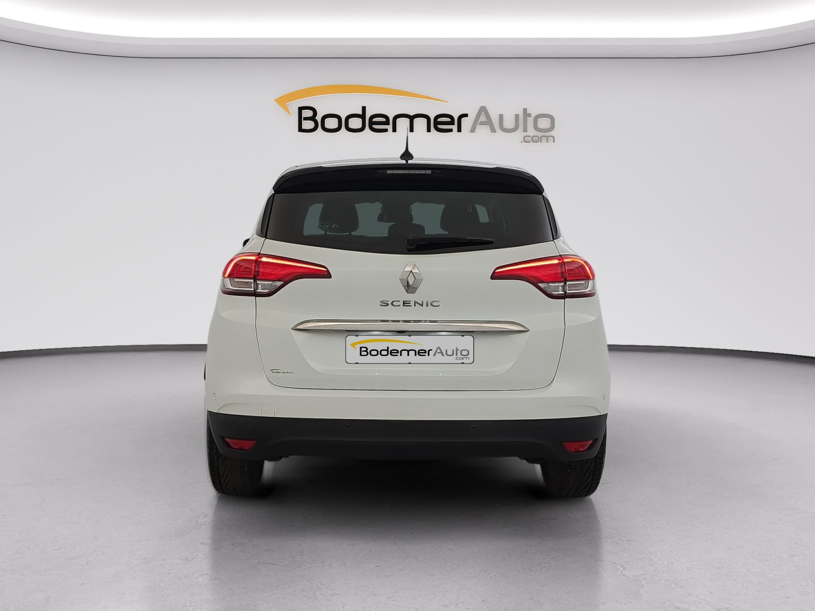 Vente en ligne Renault Scenic 4 Scenic Blue dCi 120 EDC au prix de 14 990 €
