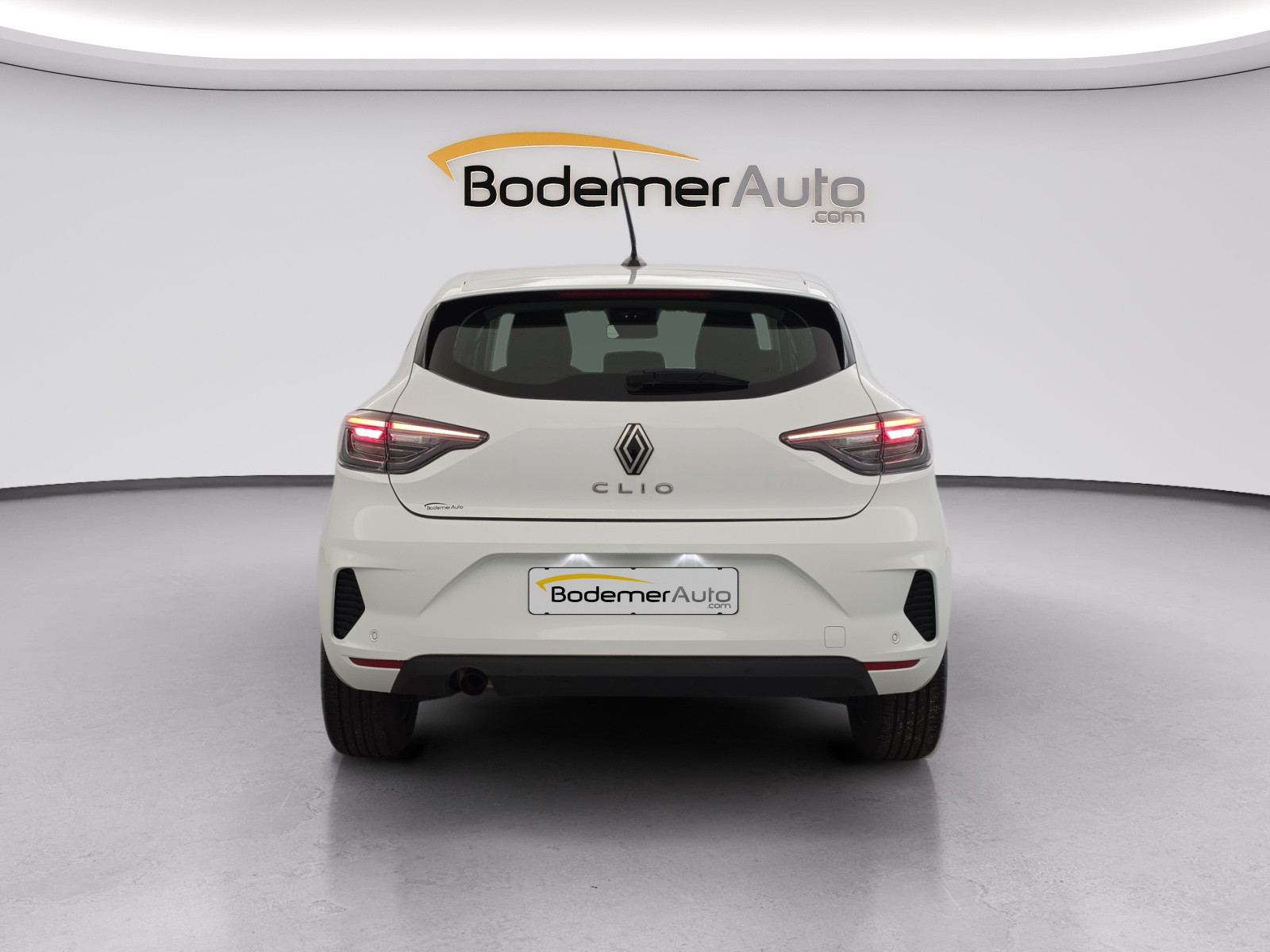 Vente en ligne Renault Clio 5 Clio SCe 65 au prix de 12 990 €