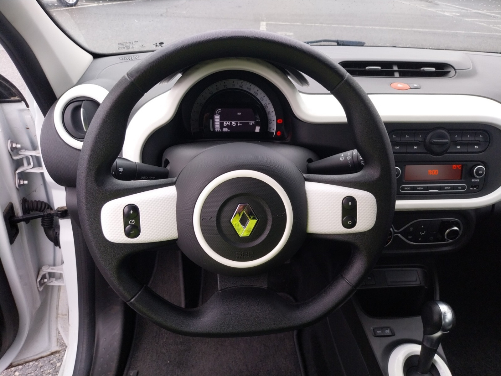 Vente en ligne Renault Twingo Electrique Twingo III E-Tech au prix de 11 990 €