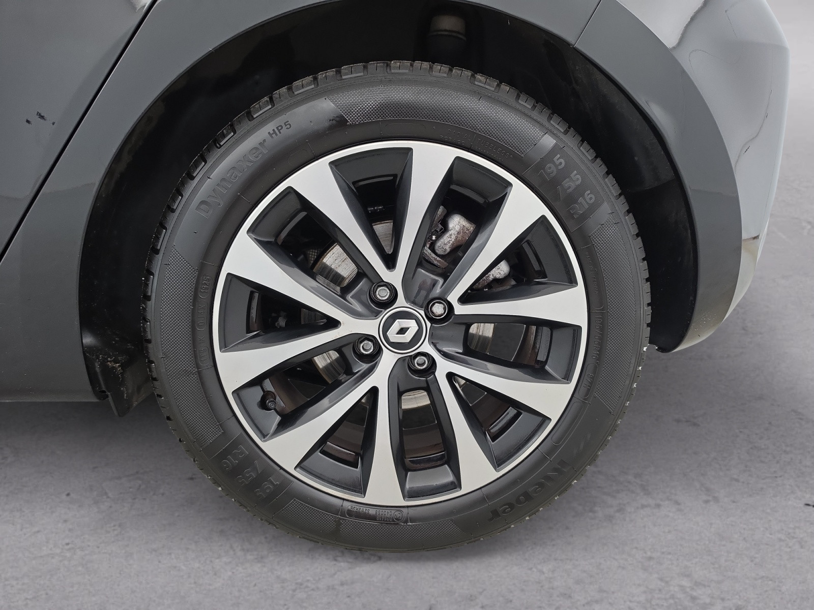 Vente en ligne Renault Clio 5 Clio E-Tech full hybrid 145 au prix de 17 390 €