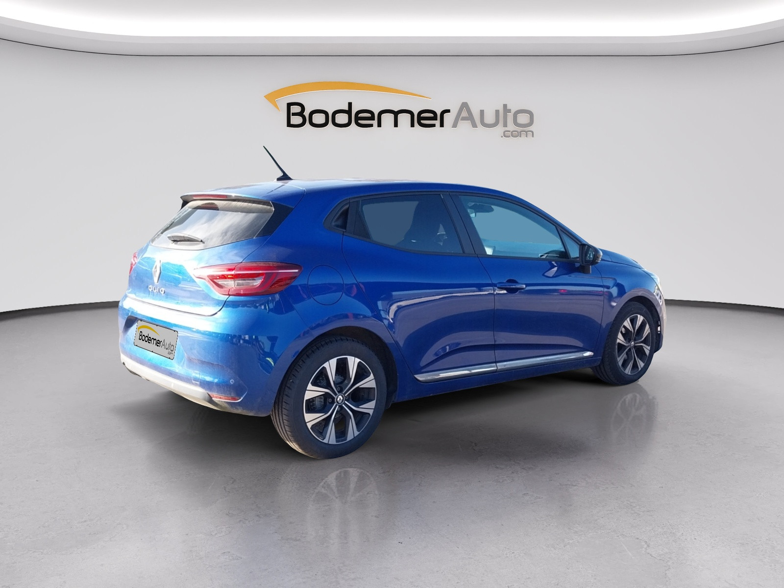 Vente en ligne Renault Clio 5 Clio TCe 90 au prix de 14 490 €