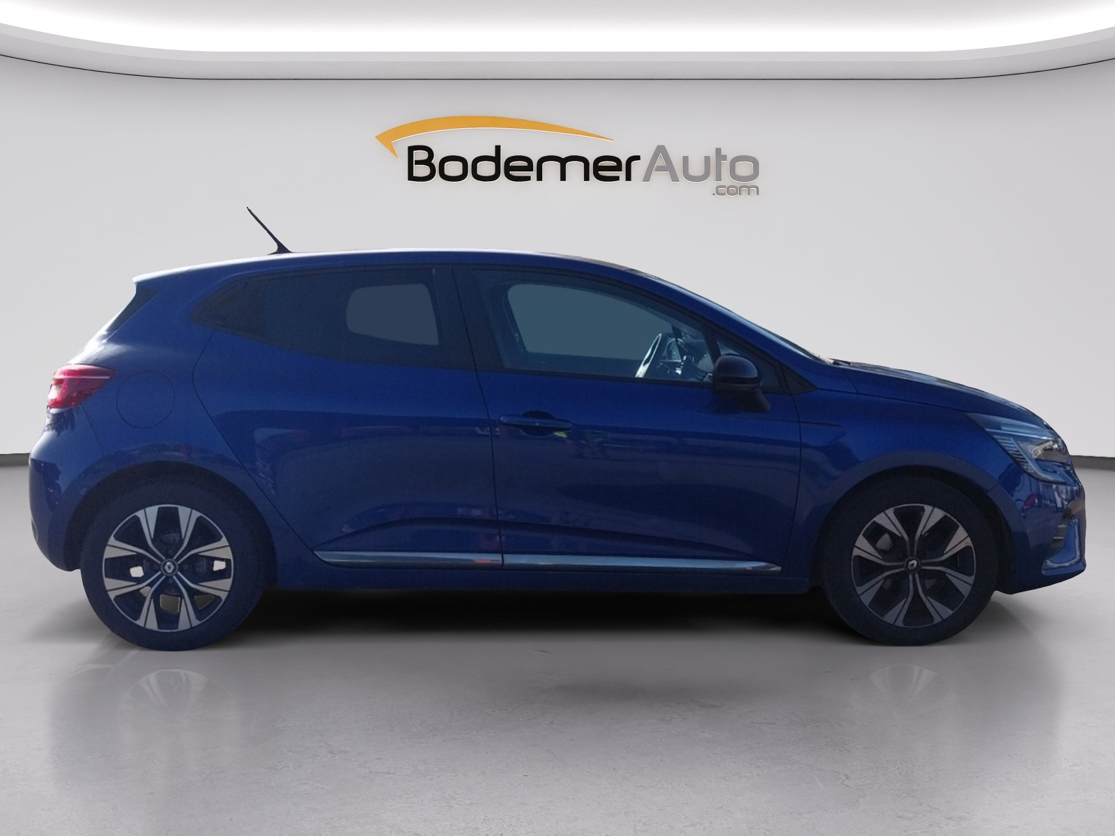 Vente en ligne Renault Clio 5 Clio TCe 90 au prix de 14 490 €