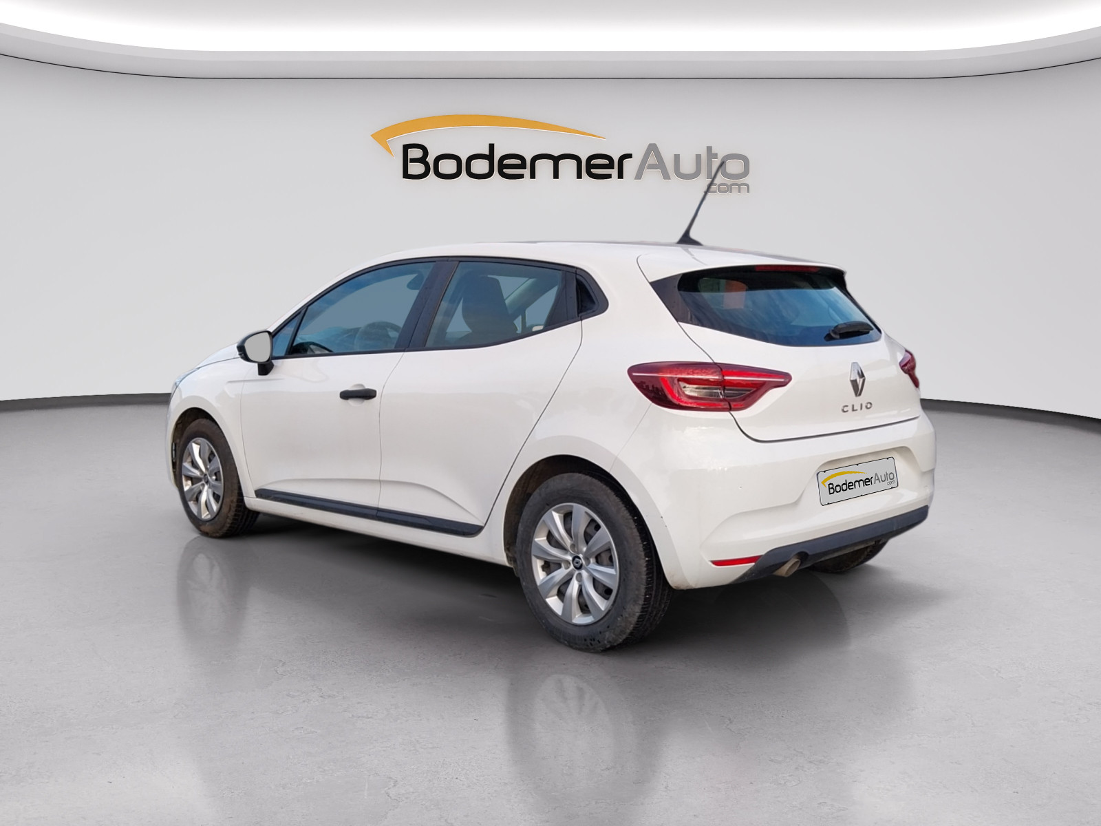 Vente en ligne Renault Clio 5 Clio SCe 65 au prix de 12 490 €