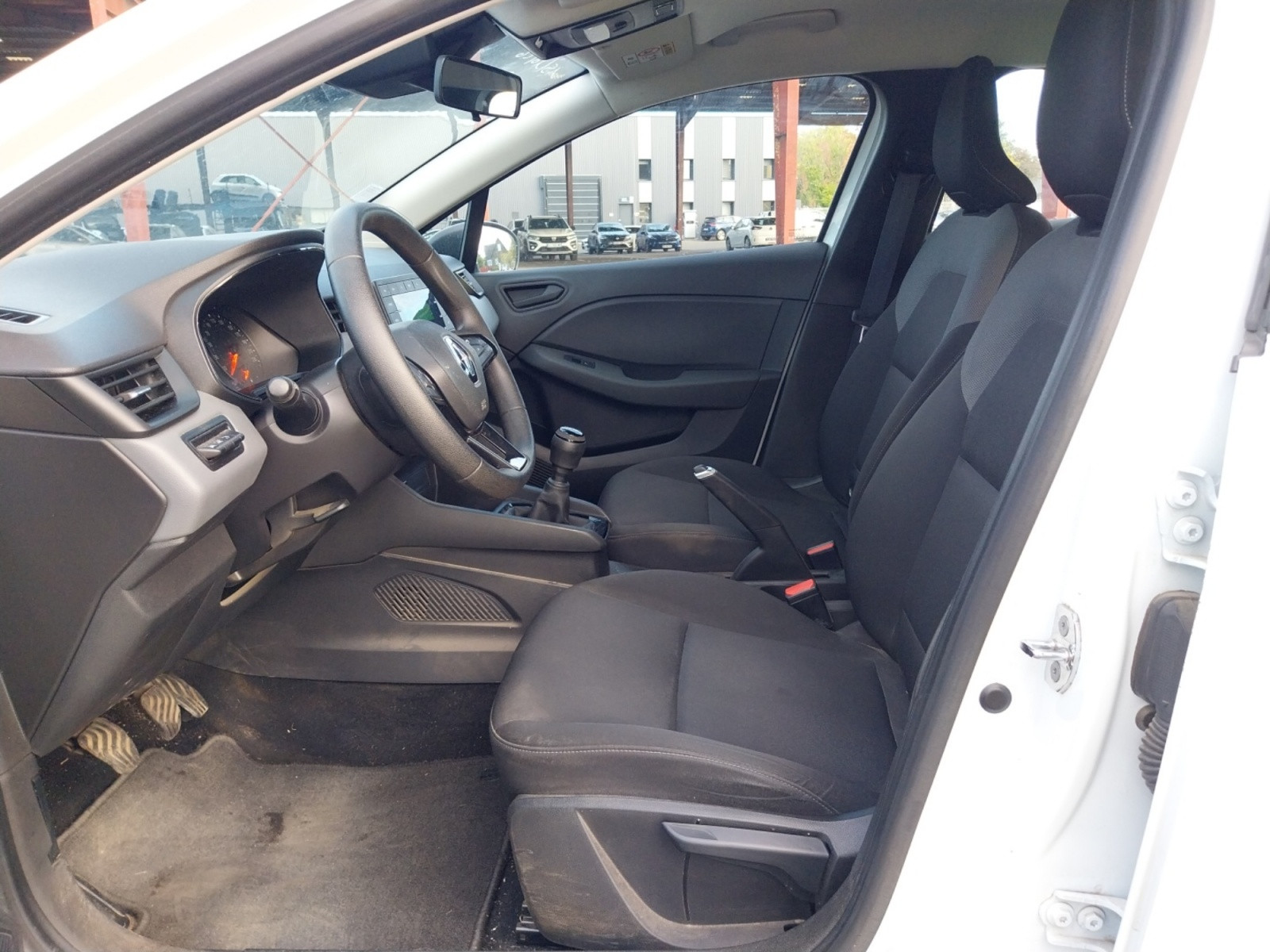 Vente en ligne Renault Clio 5 Clio SCe 65 au prix de 12 490 €