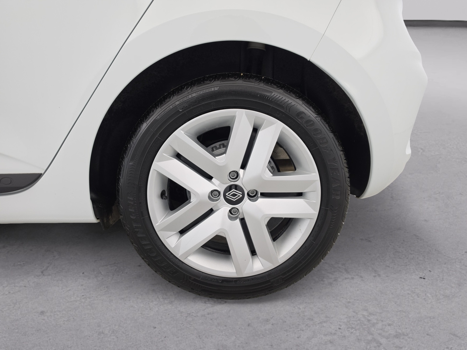 Vente en ligne Renault Clio 5 Clio Blue dCi 100 ch GSR2 au prix de 16 490 €
