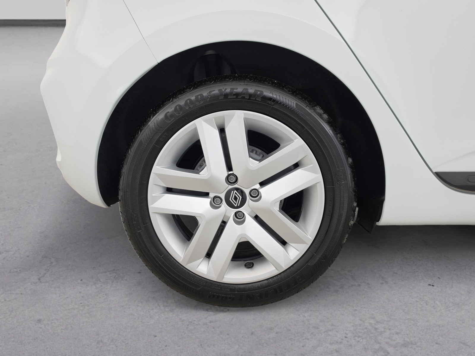 Vente en ligne Renault Clio 5 Clio Blue dCi 100 ch GSR2 au prix de 16 490 €
