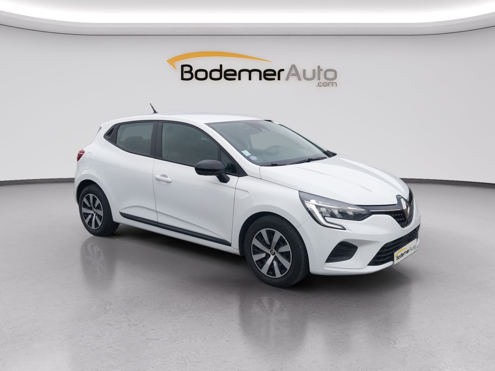 Vente en ligne Renault Clio 5 Clio TCe 90 au prix de 13 490 €