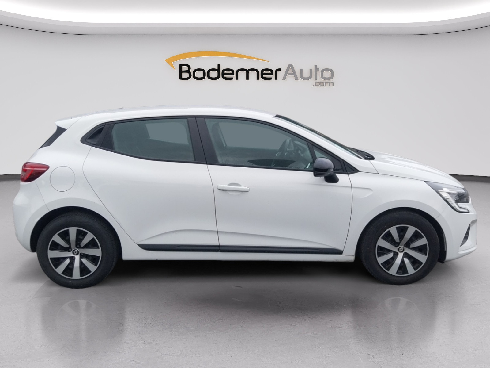 Vente en ligne Renault Clio 5 Clio TCe 90 au prix de 13 490 €