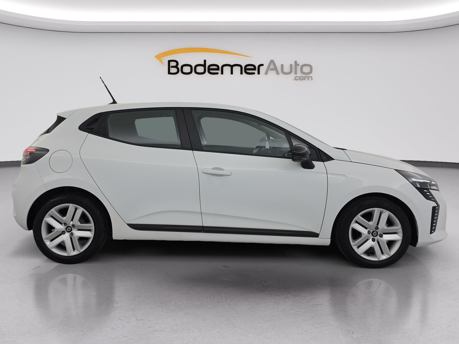 Vente en ligne Renault Clio 5 Clio TCe 90 au prix de 13 990 €