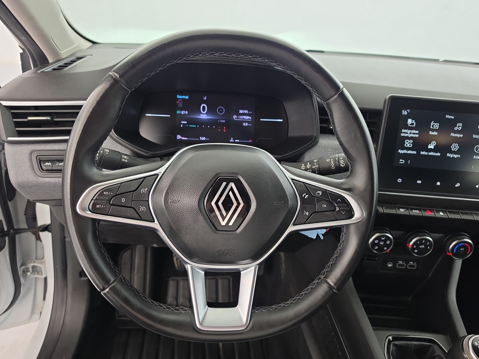 Vente en ligne Renault Clio 5 Clio TCe 90 au prix de 13 990 €
