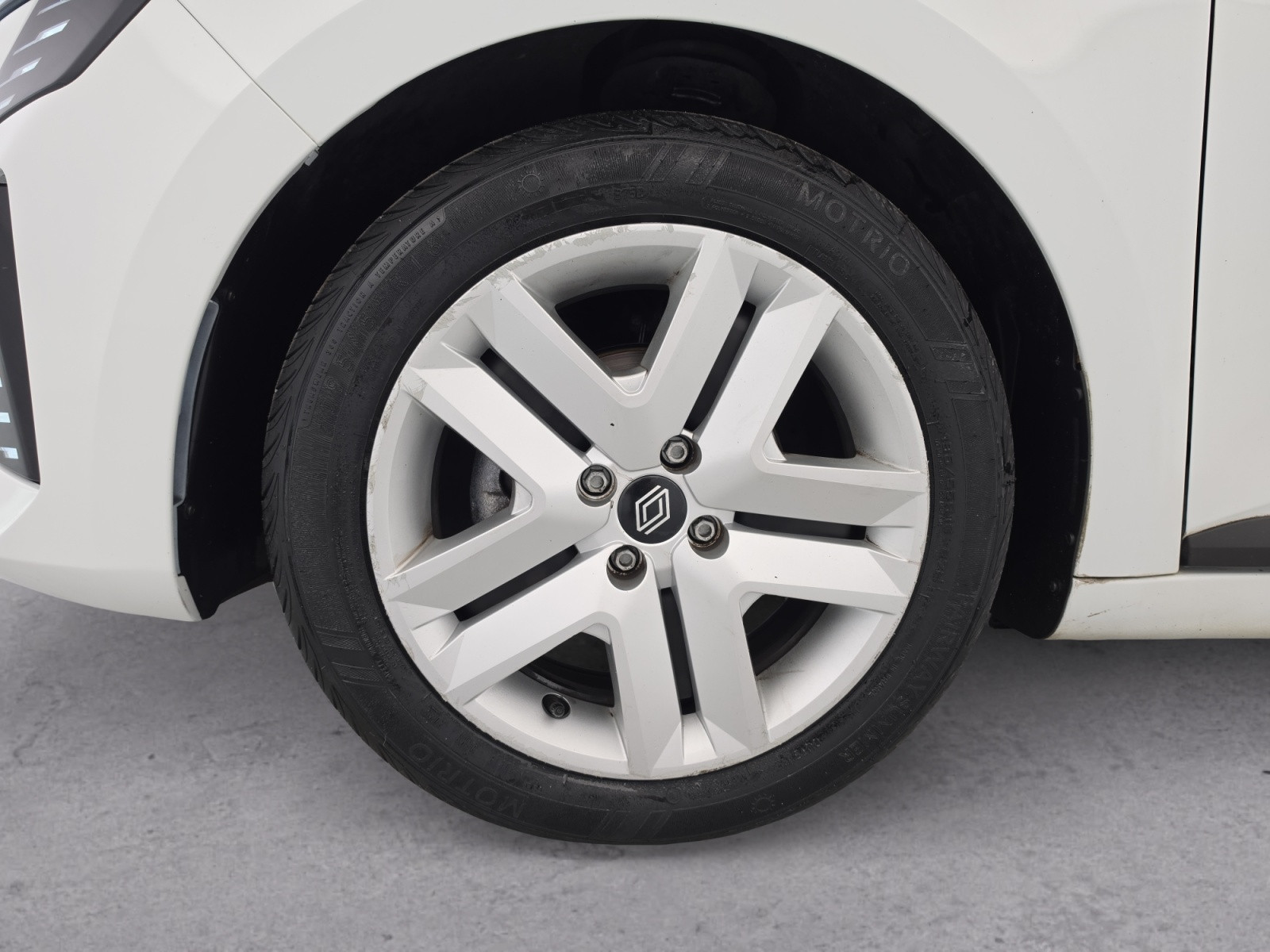 Vente en ligne Renault Clio 5 Clio TCe 90 au prix de 13 990 €