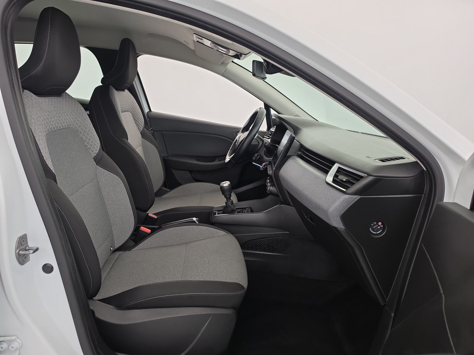Vente en ligne Renault Clio 5 Clio TCe 90 au prix de 13 990 €
