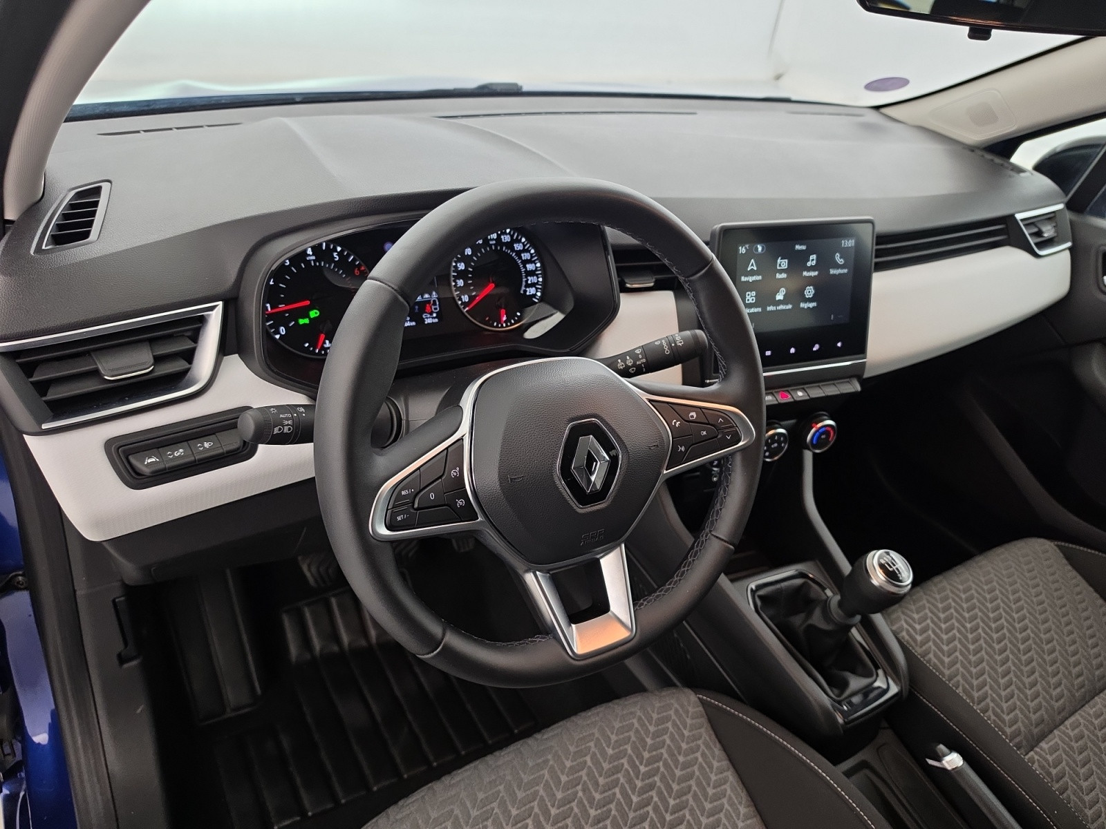 Vente en ligne Renault Clio 5 Clio TCe 90 au prix de 14 490 €
