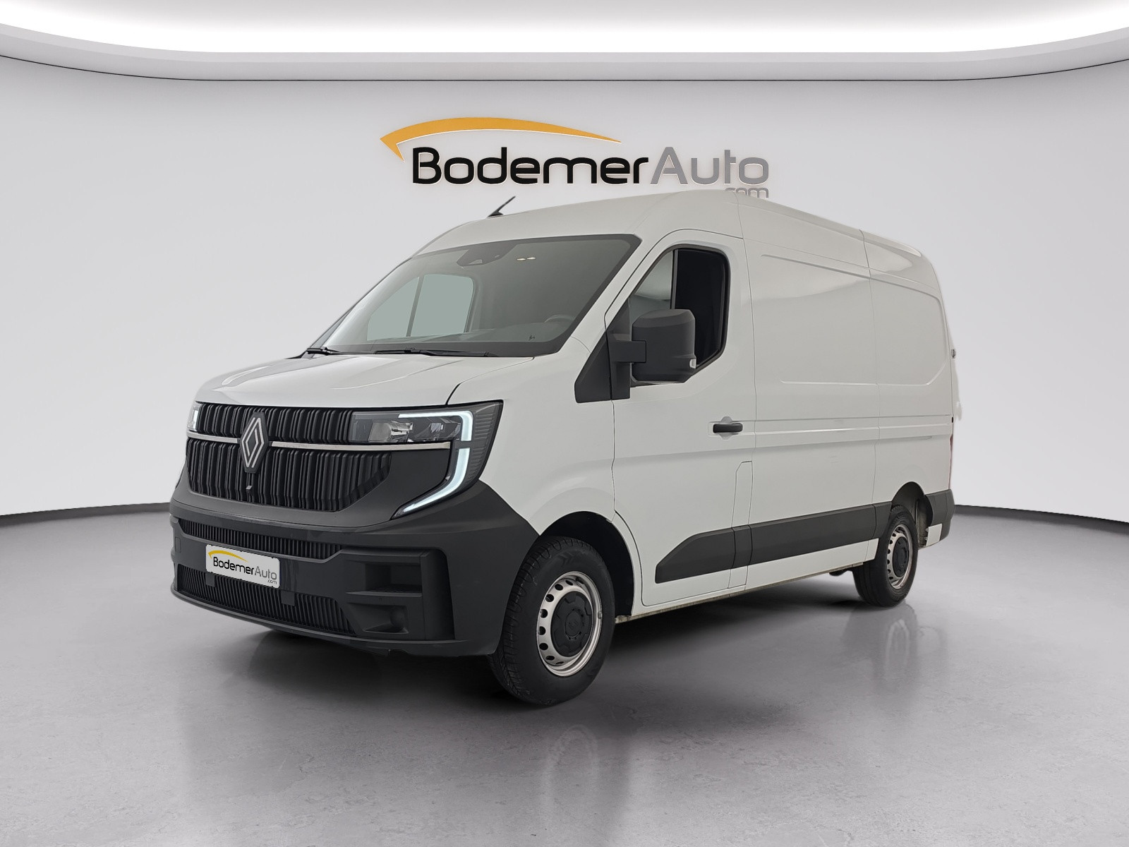Renault Master Fourgon MASTER FG BLUE DCI 130 L2H2 3T5 TR occasion de 2024 en vente à Caen