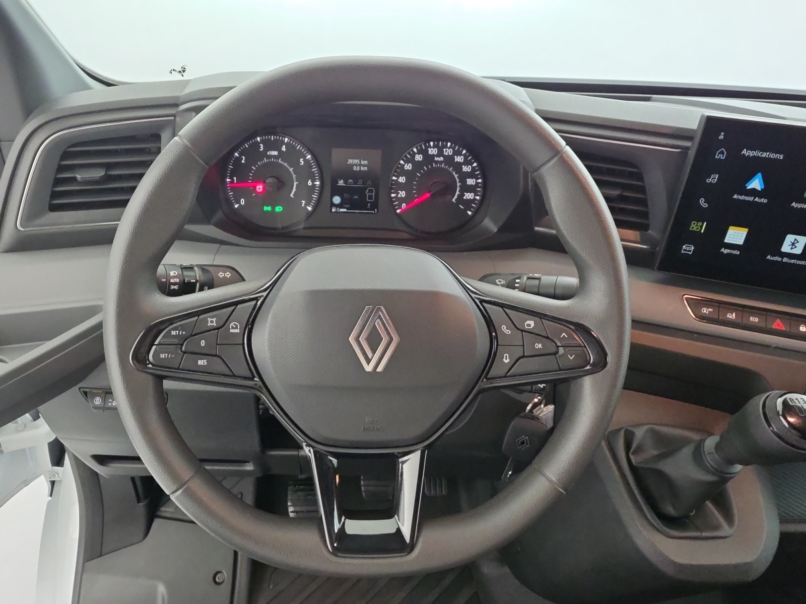 Vente en ligne Renault Master Fourgon MASTER FG BLUE DCI 130 L2H2 3T5 TR au prix de 28 990 €