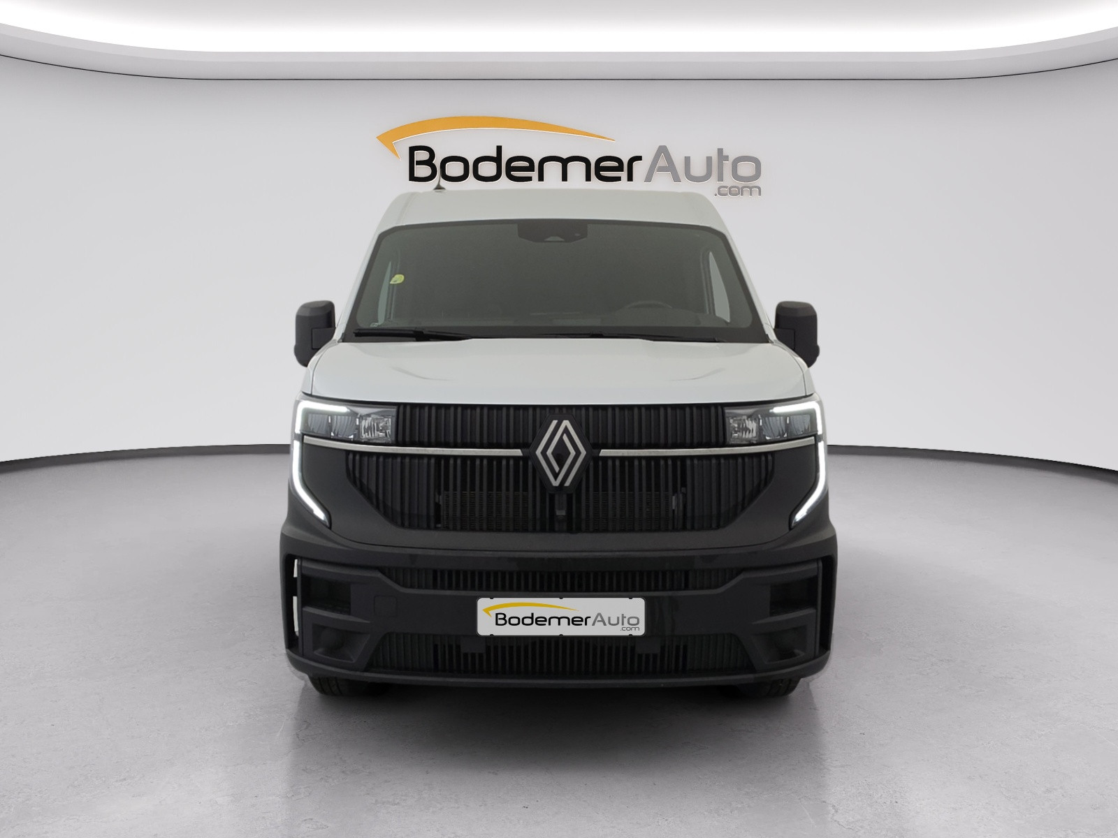 Vente en ligne Renault Master Fourgon MASTER FG BLUE DCI 130 L2H2 3T5 TR au prix de 28 990 €