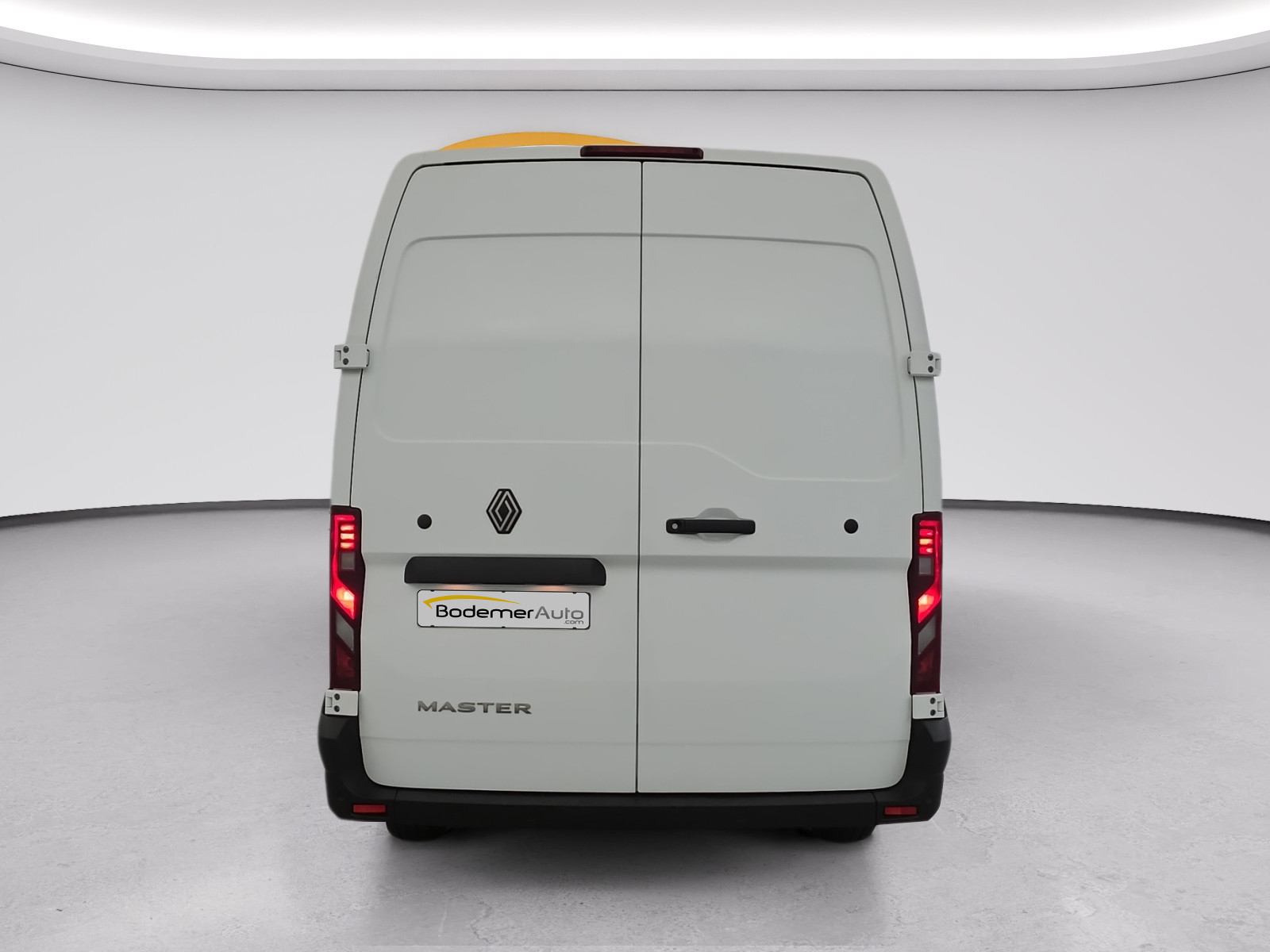 Vente en ligne Renault Master Fourgon MASTER FG BLUE DCI 130 L2H2 3T5 TR au prix de 28 990 €