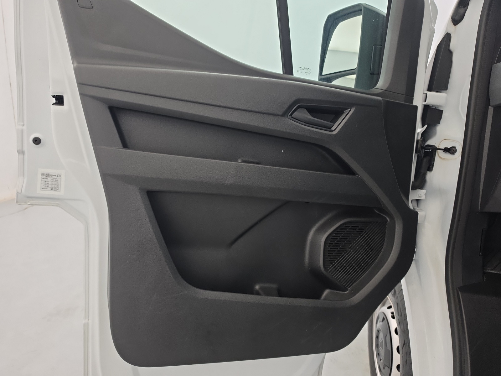 Vente en ligne Renault Master Fourgon MASTER FG BLUE DCI 130 L2H2 3T5 TR au prix de 28 990 €