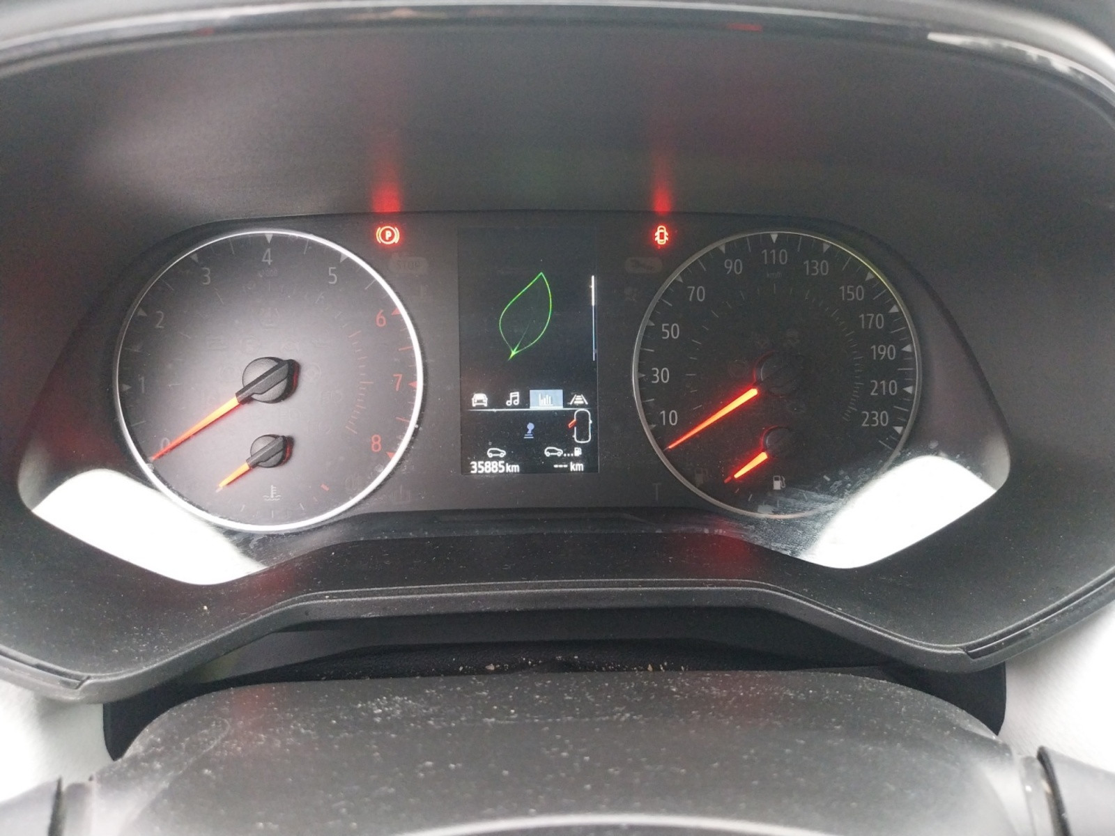 Vente en ligne Renault Clio 5 Clio TCe 90 - 21N au prix de 13 490 €