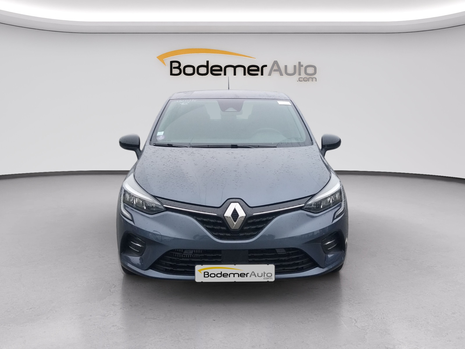 Vente en ligne Renault Clio 5 Clio TCe 90 - 21N au prix de 13 490 €