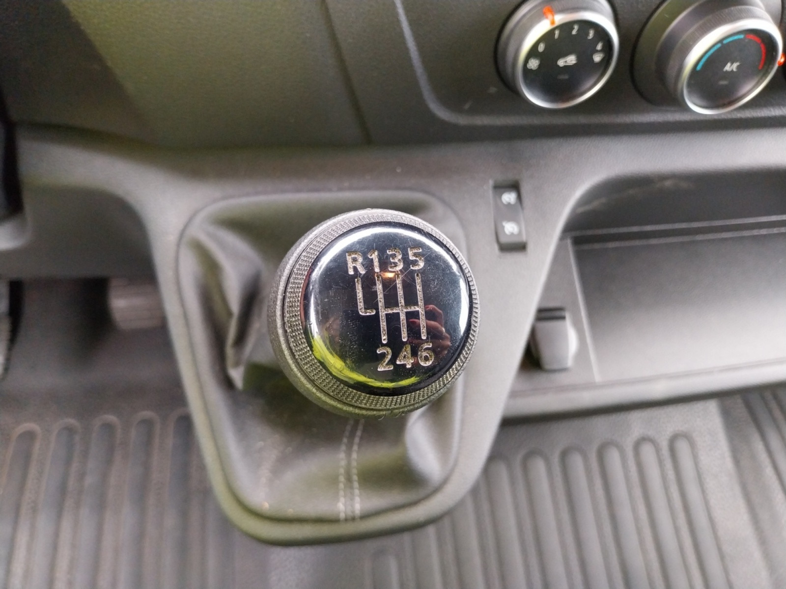 Vente en ligne Renault Master 3 Châssis Cabine MASTER PHC TRAC F3500 L3H1 BLUE DCI 145 EURO VI au prix de 29 990 €
