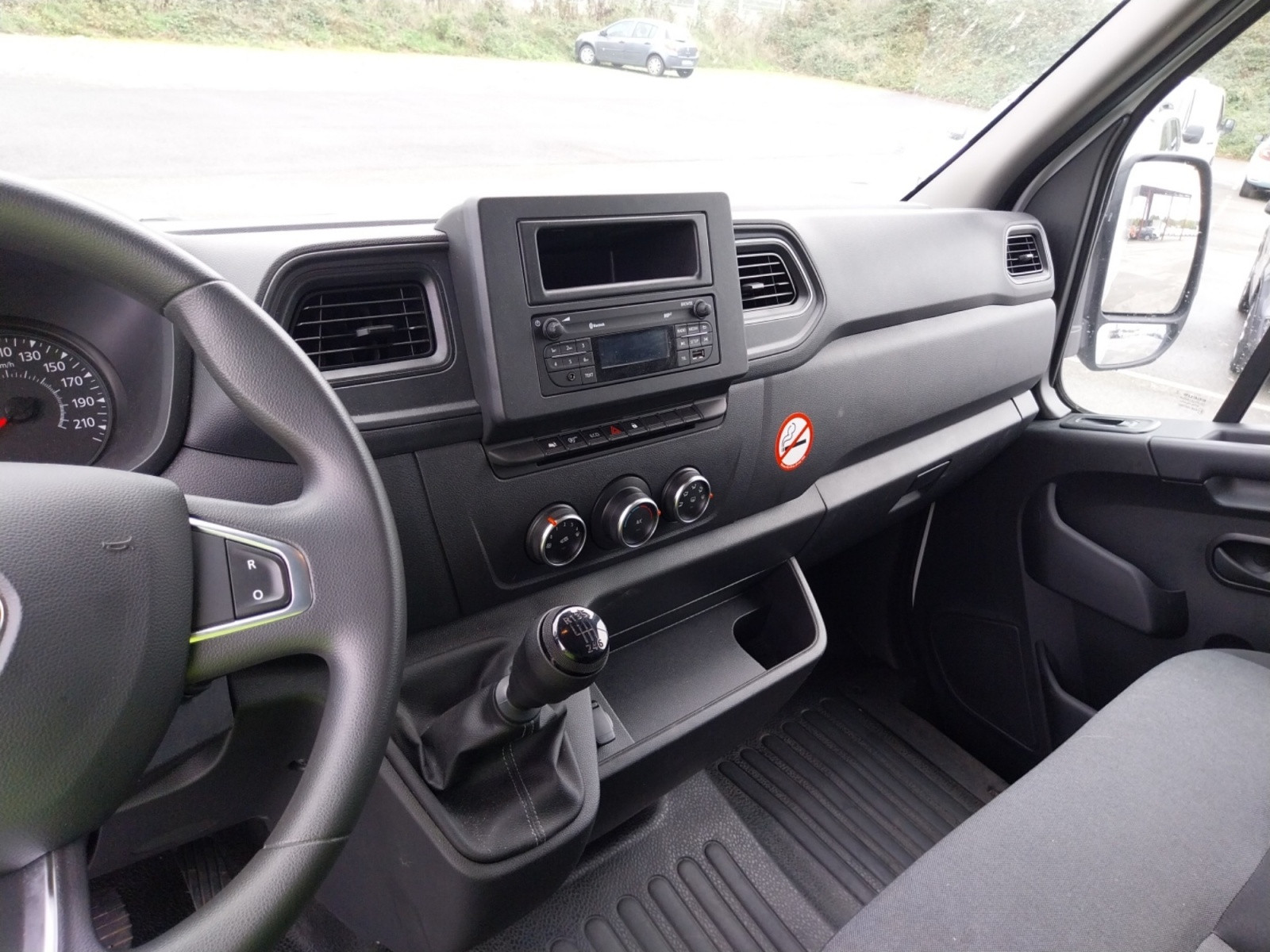 Vente en ligne Renault Master 3 Châssis Cabine MASTER PHC TRAC F3500 L3H1 BLUE DCI 145 EURO VI au prix de 29 990 €