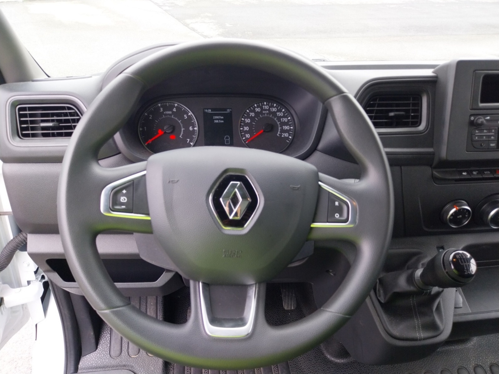 Vente en ligne Renault Master 3 Châssis Cabine MASTER PHC TRAC F3500 L3H1 BLUE DCI 145 EURO VI au prix de 29 990 €