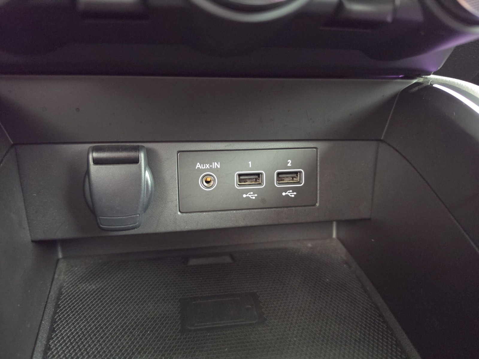 Vente en ligne Renault Clio 5 Clio TCe 90 au prix de 14 990 €