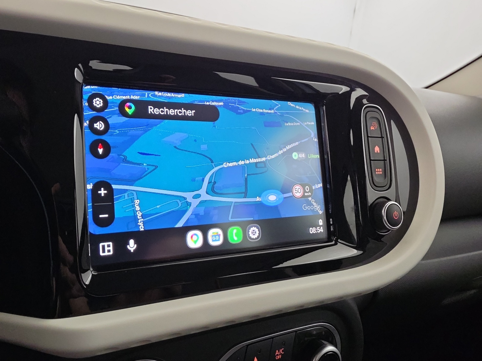 Vente en ligne Renault Twingo Electrique Twingo III E-Tech au prix de 13 990 €