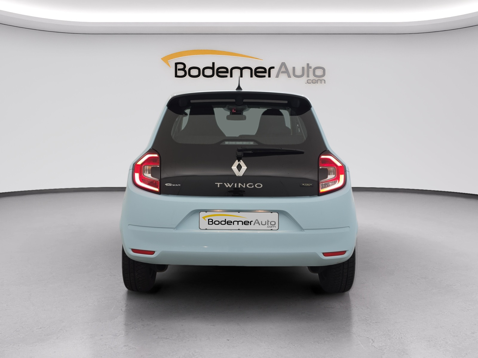 Vente en ligne Renault Twingo Electrique Twingo III E-Tech au prix de 13 990 €