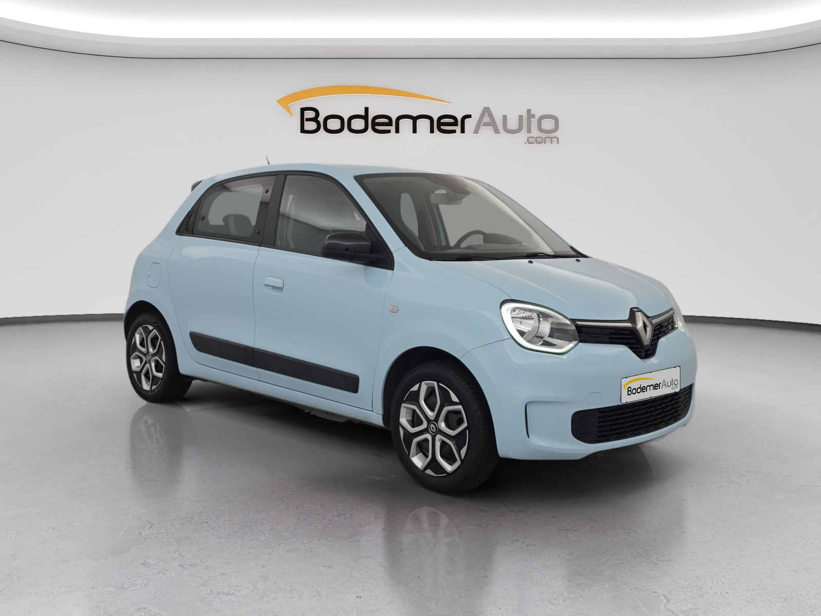 Vente en ligne Renault Twingo Electrique Twingo III E-Tech au prix de 13 990 €