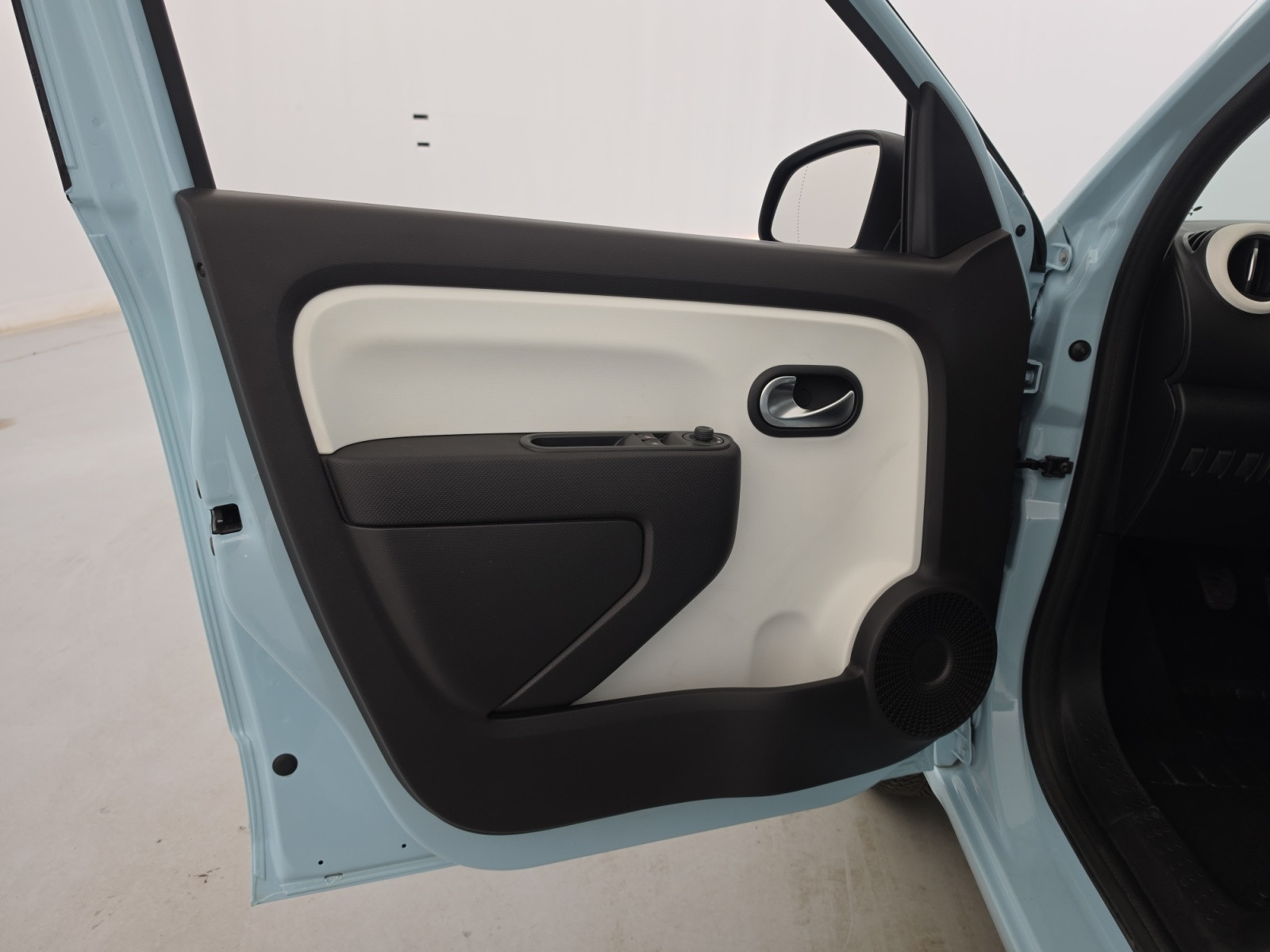 Vente en ligne Renault Twingo 3  SCe 65 au prix de 12 590 €
