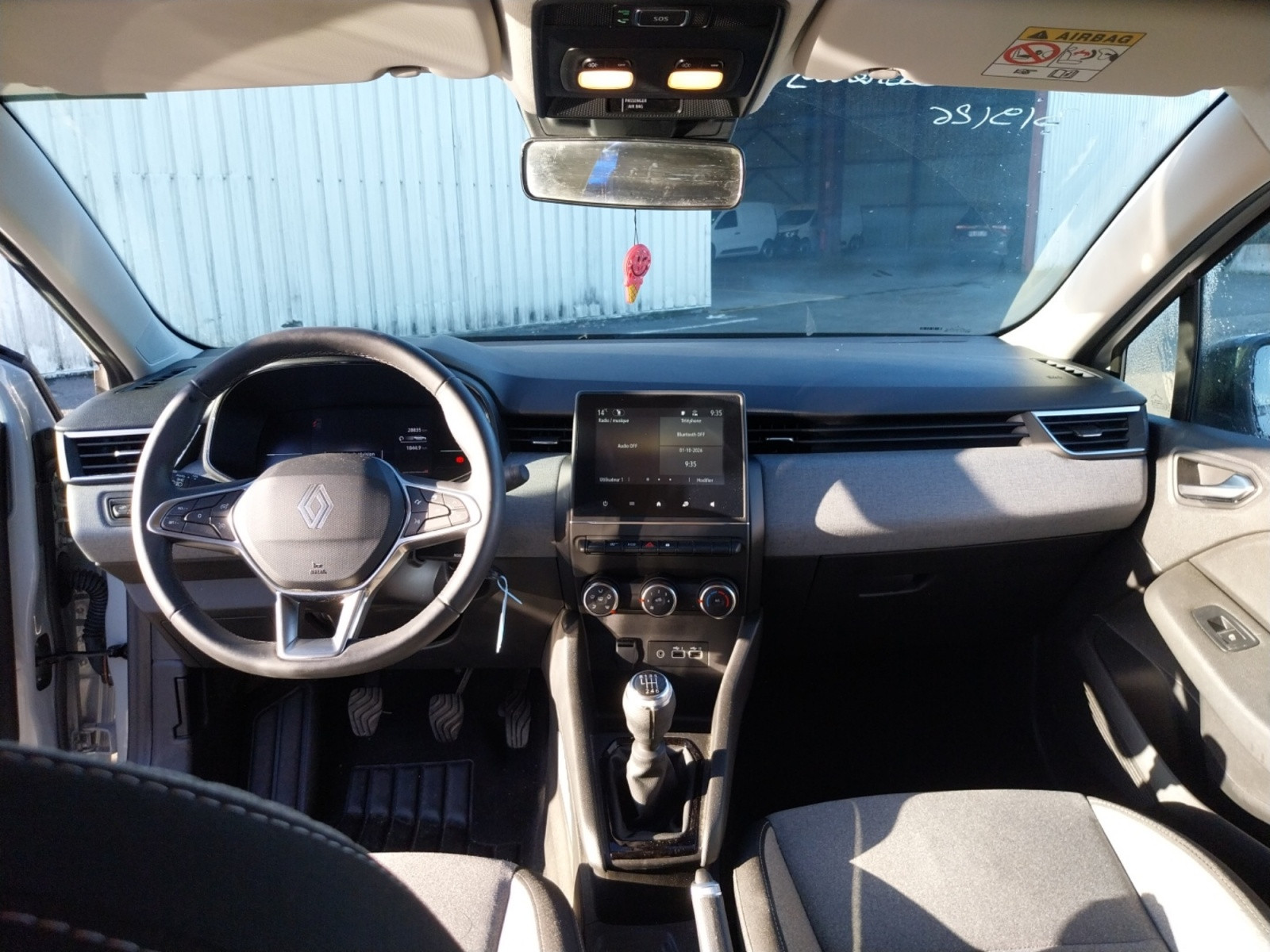 Vente en ligne Renault Clio 5 Clio TCe 90 ch GSR2 au prix de 15 990 €