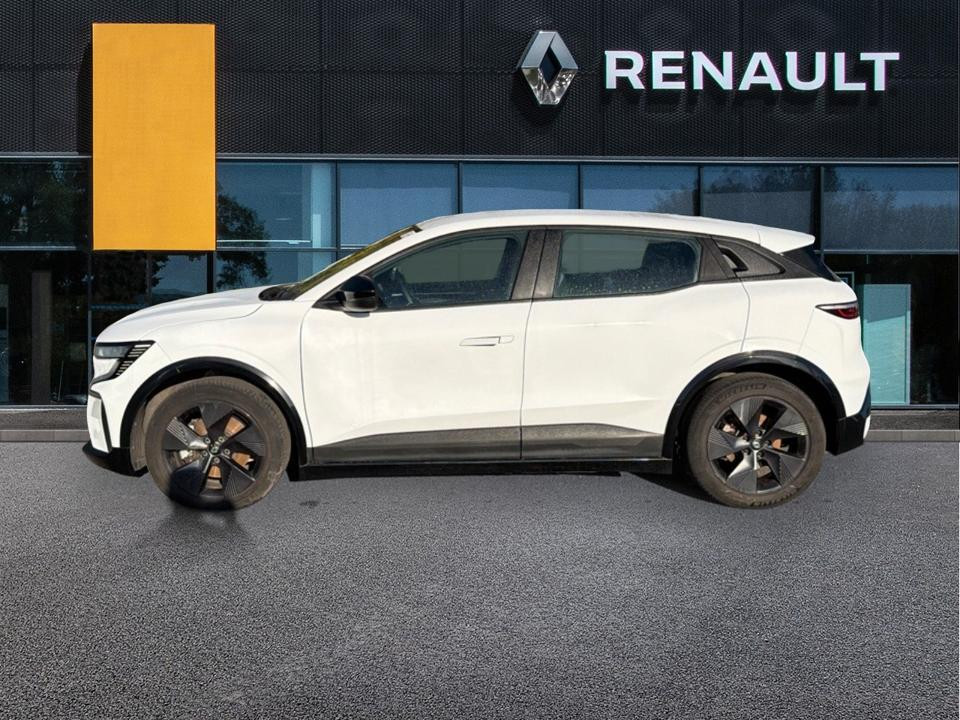 Vente en ligne Renault Megane E-Tech  130 ch autonomie urbaine AC7 GSR2 au prix de 21 990 €