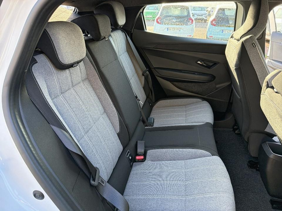 Vente en ligne Renault Megane E-Tech  130 ch autonomie urbaine AC7 GSR2 au prix de 21 990 €