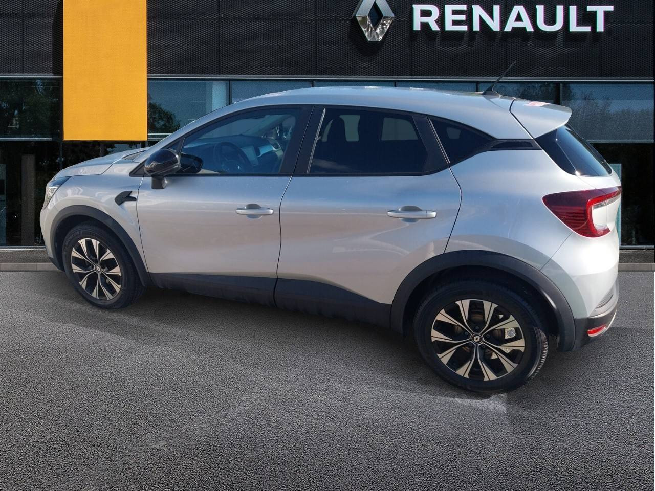 Vente en ligne Renault Captur  TCe 90 au prix de 15 990 €