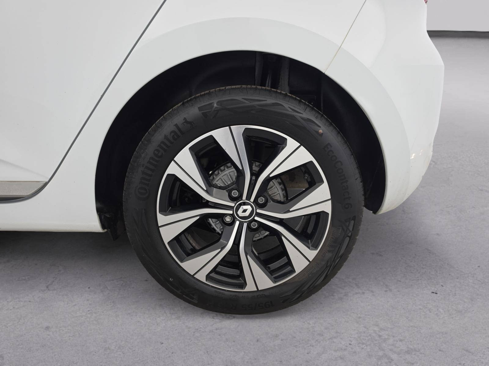 Vente en ligne Renault Clio 5 Clio SCe 65 au prix de 12 790 €