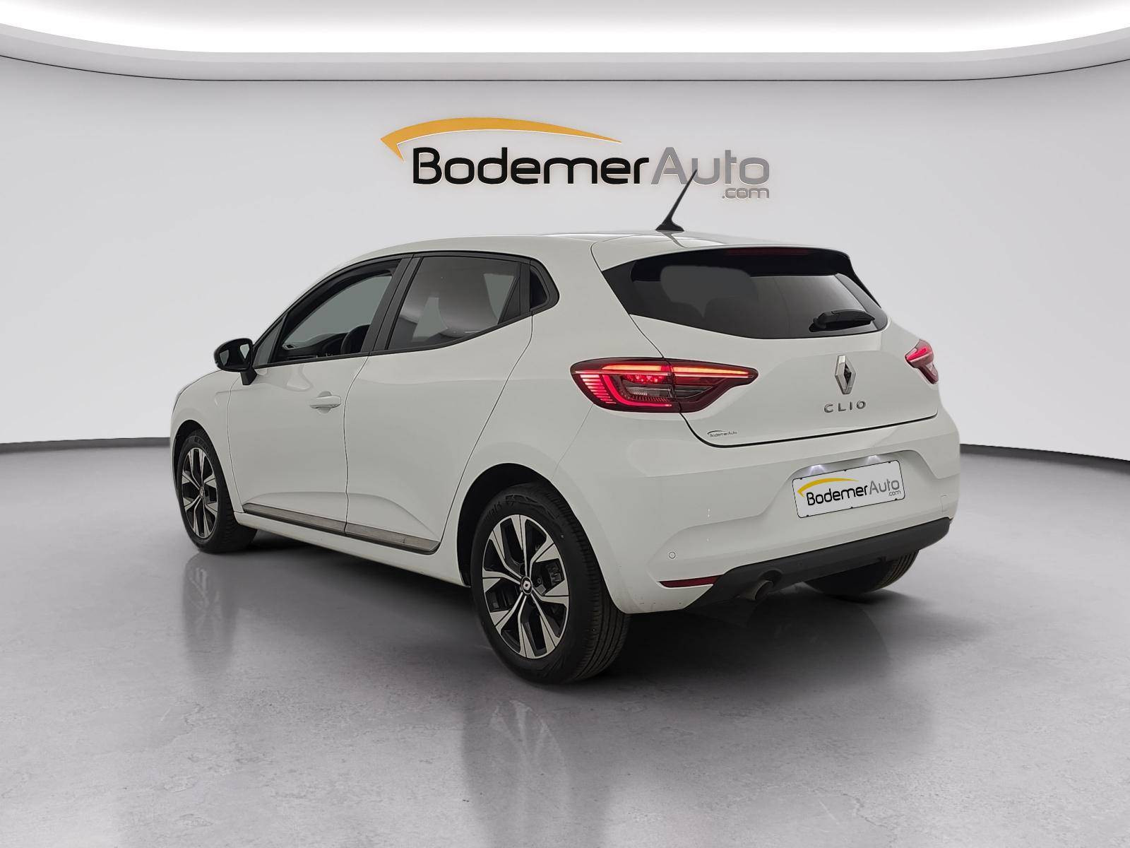 Vente en ligne Renault Clio 5 Clio SCe 65 au prix de 12 790 €