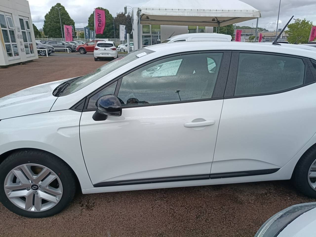 Vente en ligne Renault Clio 5 Clio E-Tech full hybrid 145 ch GSR2 au prix de 17 990 €