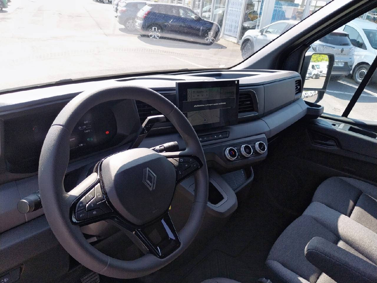 Vente en ligne Renault Master E-Tech MASTER ELECTRIQUE FGN L2H2 3T5 GRANDE AUTONOMIE au prix de 49 922 €