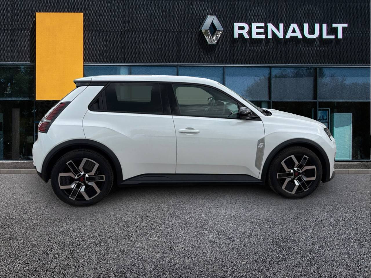 Vente en ligne Renault R5 E-Tech  150 ch autonomie confort au prix de 30 490 €