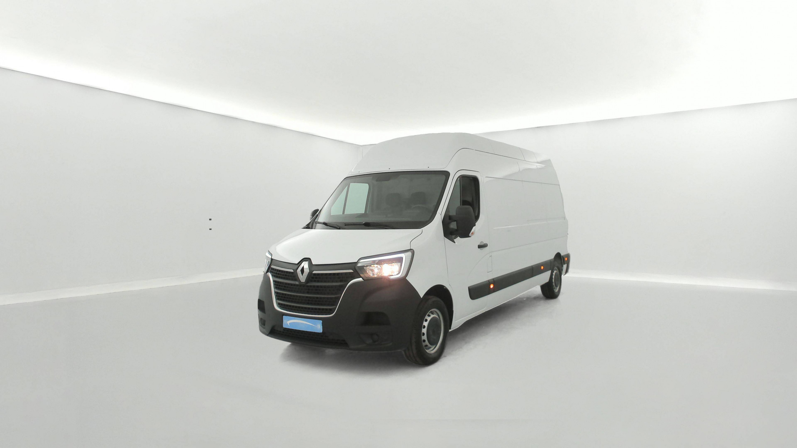 Renault Master Fourgon MASTER FGN TRAC F3500 L3H3 BLUE DCI 135 occasion de 2024 en vente à Caen