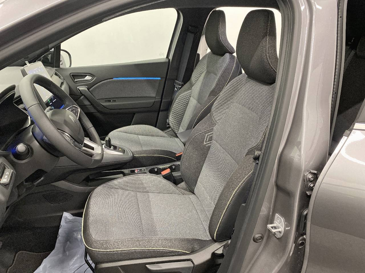 Vente en ligne Renault Symbioz  E-Tech full hybrid 160 ch au prix de 38 000 €