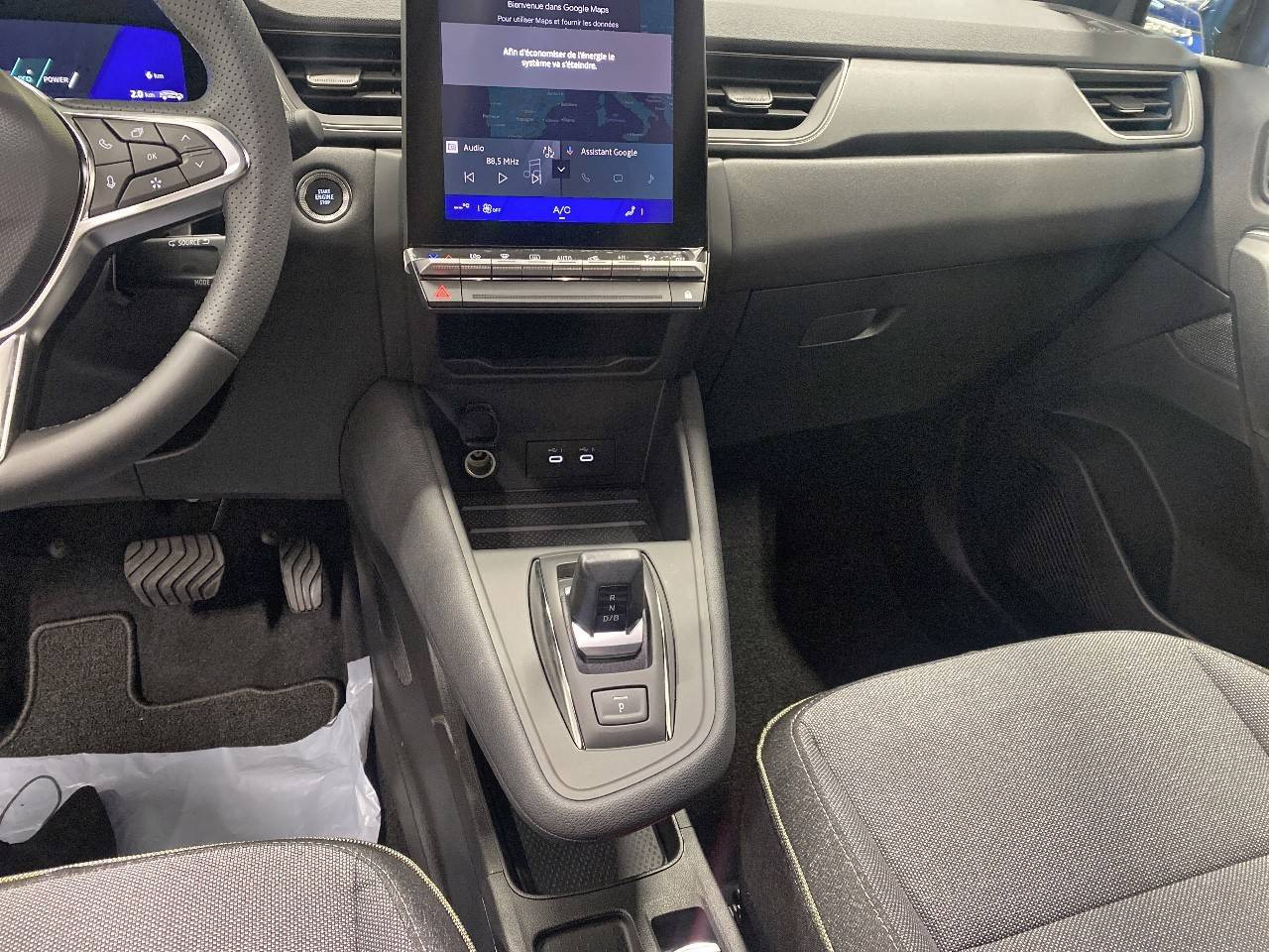 Vente en ligne Renault Symbioz  E-Tech full hybrid 160 ch au prix de 38 000 €